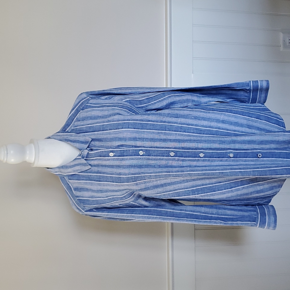Gorgeous! Nearly new, striped linen button down blouse. Wear with jeans or skirt